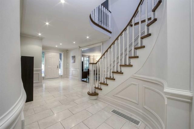 12 Chipstead Rd, House detached with 4 bedrooms, 4 bathrooms and 6 parking in Toronto ON | Image 10