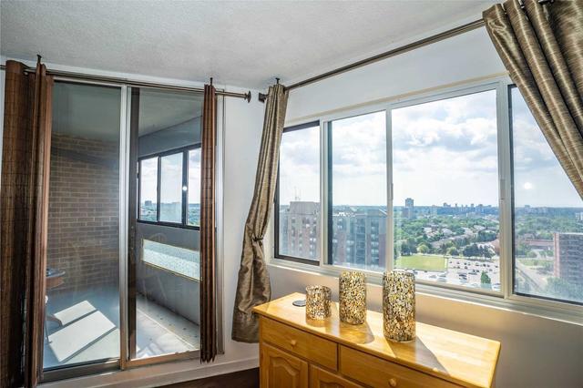 1907 - 50 Elm Dr E, Condo with 3 bedrooms, 2 bathrooms and 2 parking in Mississauga ON | Image 5