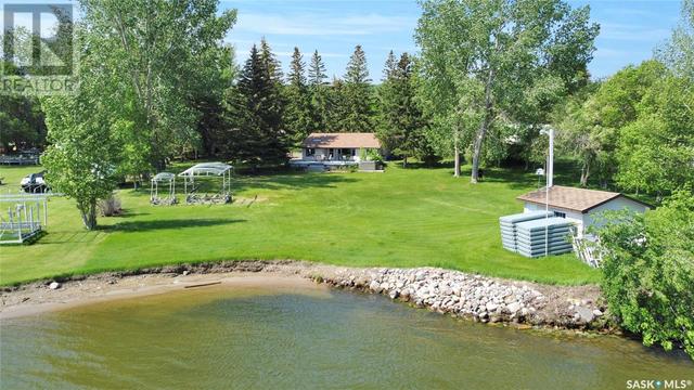708 Tatanka Drive, House detached with 4 bedrooms, 2 bathrooms and null parking in Sun Valley SK | Image 1
