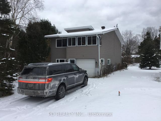 21 Riverview Dr, House detached with 2 bedrooms, 2 bathrooms and 4 parking in Huron Shores ON | Image 28