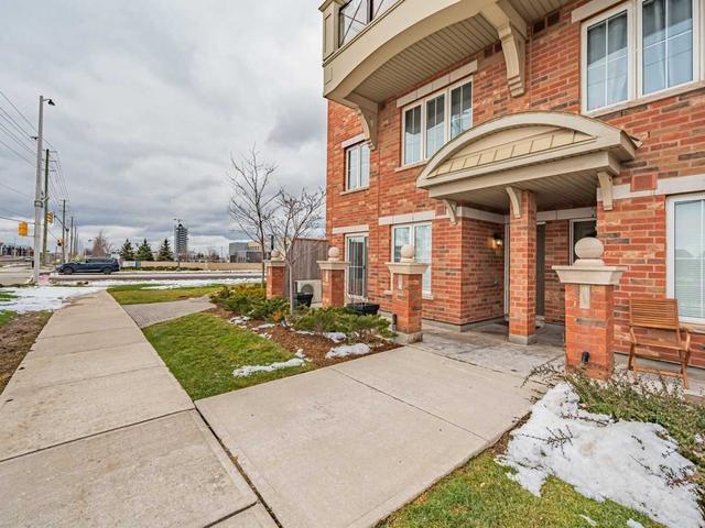 8 - 2500 Post Rd, Townhouse with 2 bedrooms, 2 bathrooms and 1 parking in Oakville ON | Image 19