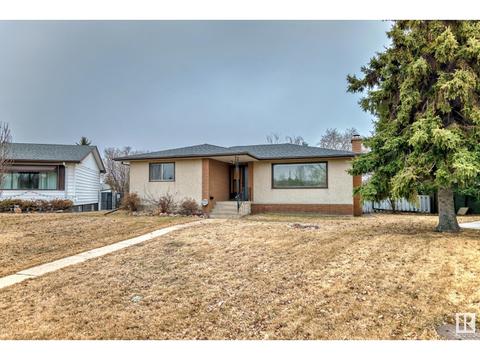 13303 64 St Nw, House detached with 3 bedrooms, 2 bathrooms and null parking in Edmonton AB | Card Image