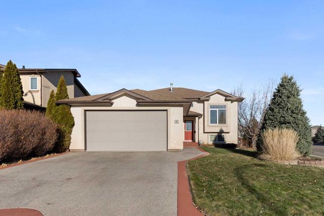 4 Sierra Place Sw, House detached with 3 bedrooms, 3 bathrooms and 4 parking in Medicine Hat AB | Image 1