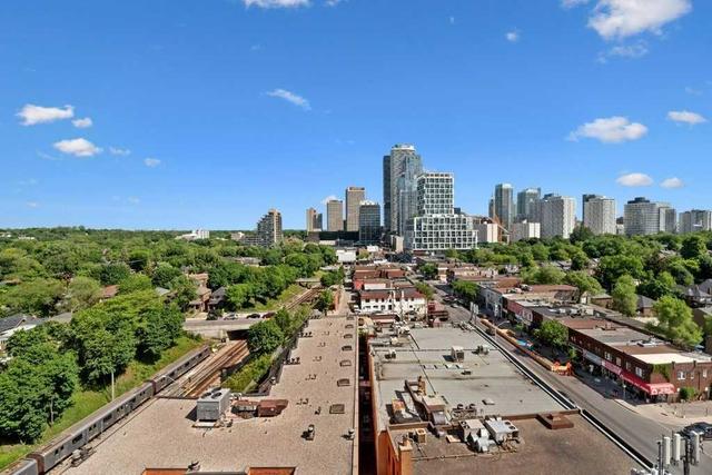 1009 - 23 Glebe Rd, Condo with 1 bedrooms, 2 bathrooms and 1 parking in Toronto ON | Image 11