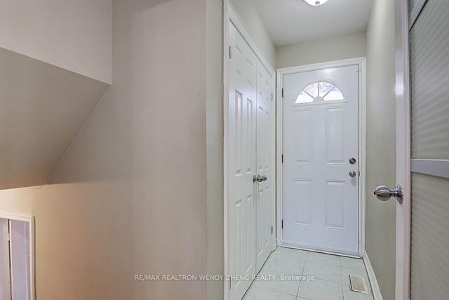 106 Rameau Dr, House detached with 3 bedrooms, 3 bathrooms and 3 parking in Toronto ON | Image 6