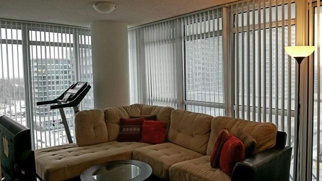 1001 - 121 Mcmahon Dr, Condo with 1 bedrooms, 1 bathrooms and 1 parking in Toronto ON | Image 2