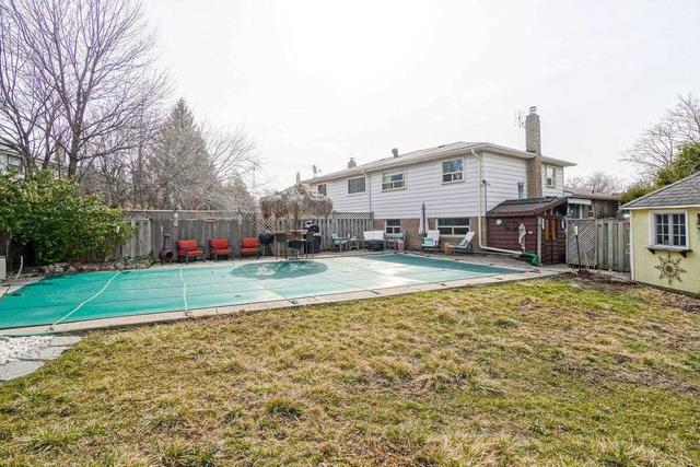133 Salisbury Circ, House semidetached with 4 bedrooms, 2 bathrooms and 3 parking in Brampton ON | Image 22