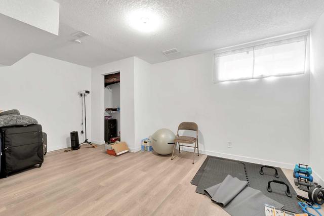 202 - 111 Tarawood Lane Ne, Home with 3 bedrooms, 1 bathrooms and 1 parking in Calgary AB | Image 25