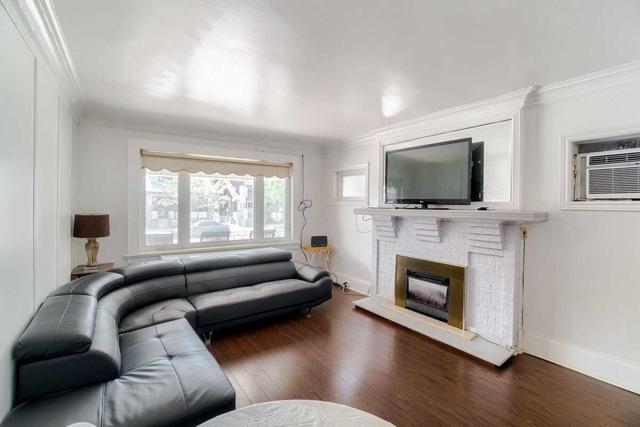 187 Oakwood Ave, House detached with 5 bedrooms, 3 bathrooms and 2 parking in Toronto ON | Image 34