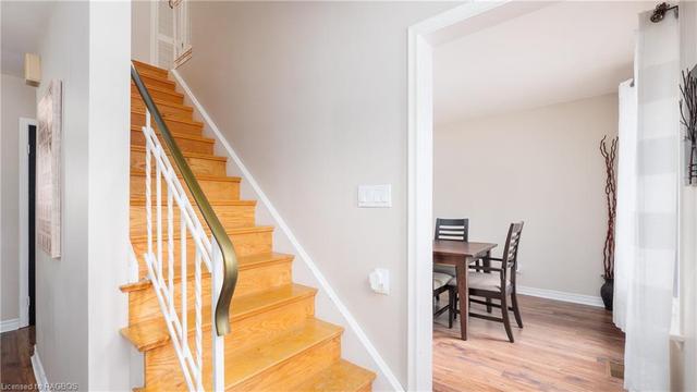 576 6th Street W, House detached with 4 bedrooms, 1 bathrooms and 4 parking in Owen Sound ON | Image 13