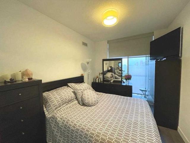 806 - 2055 Danforth Ave, Condo with 1 bedrooms, 1 bathrooms and 1 parking in Toronto ON | Image 4