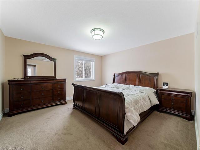 247b Grand Street, House semidetached with 4 bedrooms, 3 bathrooms and 1 parking in Brantford ON | Image 12