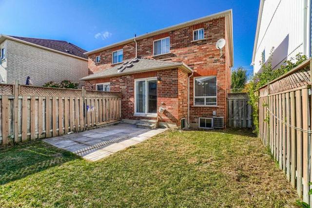 624 Rossellini Dr, House semidetached with 3 bedrooms, 4 bathrooms and 3 parking in Mississauga ON | Image 26