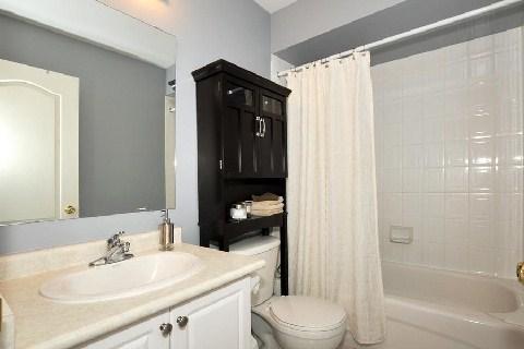 th #2 - 141 Thirteenth St, Townhouse with 3 bedrooms, 3 bathrooms and 2 parking in Toronto ON | Image 7