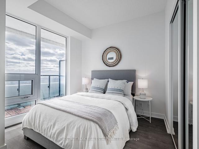 4407 - 2221 Yonge St, Condo with 1 bedrooms, 1 bathrooms and 0 parking in Toronto ON | Image 3