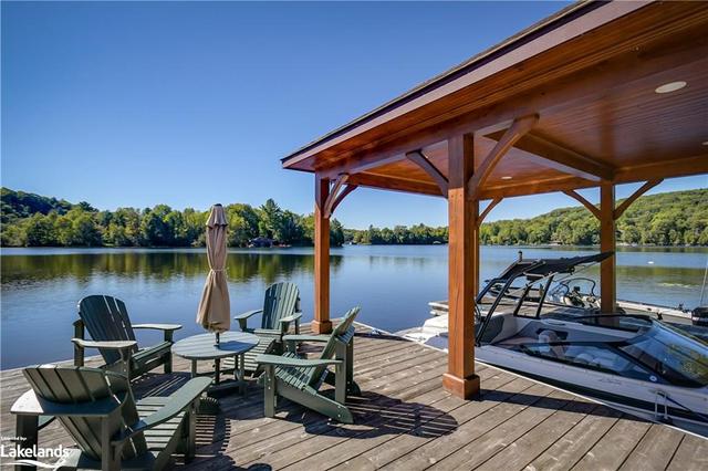 1254 Charlie Thompson Road, House detached with 4 bedrooms, 3 bathrooms and 8 parking in Lake of Bays ON | Image 3