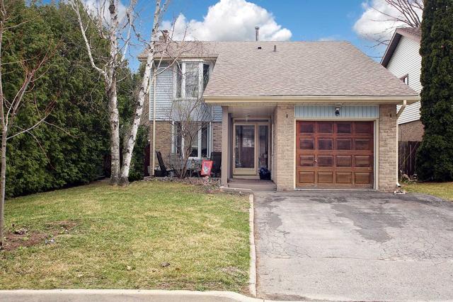 3 Bettley Crt, House detached with 4 bedrooms, 3 bathrooms and 3 parking in Whitby ON | Image 1