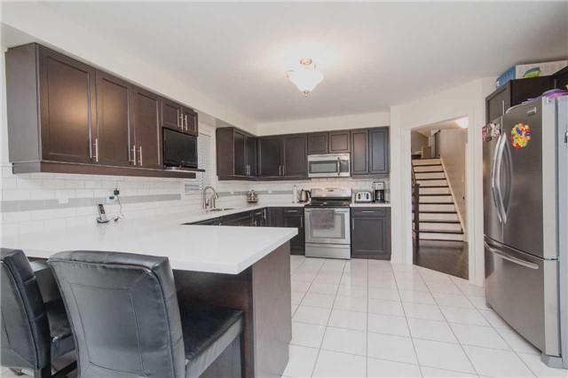 81 Sharplin Dr, House detached with 4 bedrooms, 3 bathrooms and 8 parking in Ajax ON | Image 6