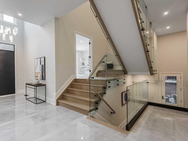 16 Ardmore Rd, House detached with 4 bedrooms, 7 bathrooms and 6 parking in Toronto ON | Image 16