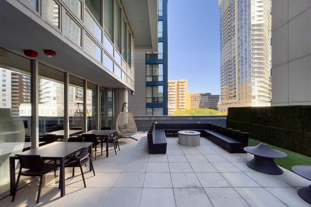 1110 - 68 Shuter St, Condo with 2 bedrooms, 2 bathrooms and 1 parking in Toronto ON | Image 33