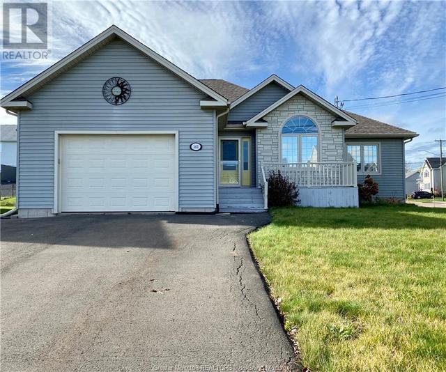 162 Oak Ridge Dr, House detached with 3 bedrooms, 2 bathrooms and null parking in Moncton NB | Image 1