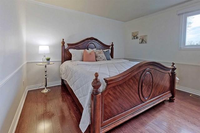 46 Ironshield Cres, House detached with 3 bedrooms, 3 bathrooms and 6 parking in Markham ON | Image 15