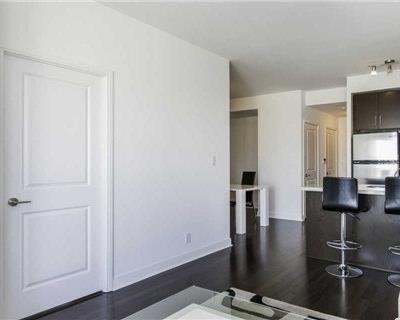4202 - 50 Absolute Ave, Condo with 1 bedrooms, 2 bathrooms and 1 parking in Mississauga ON | Image 3