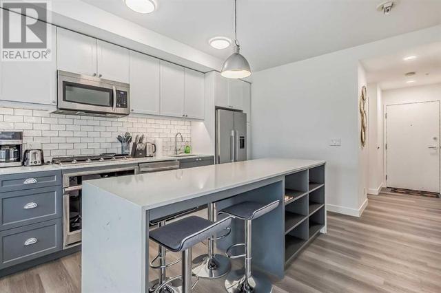 305, - 327 9a Street Nw, Condo with 2 bedrooms, 2 bathrooms and 1 parking in Calgary AB | Image 9