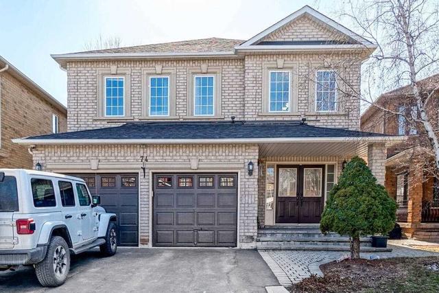 74 Summer Valley Dr, House detached with 4 bedrooms, 4 bathrooms and 6 parking in Brampton ON | Image 1