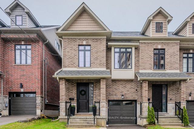 105 Mount Hope St, House attached with 4 bedrooms, 5 bathrooms and 2 parking in Kitchener ON | Image 1