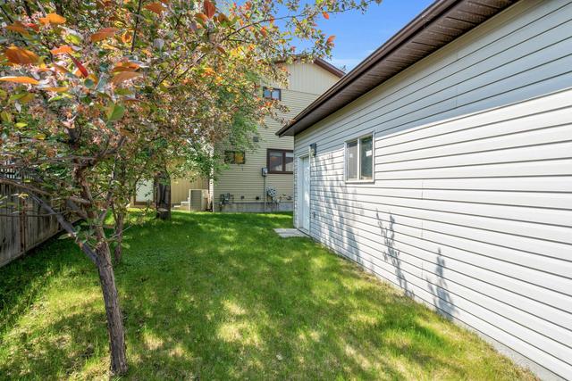 32 Mckenna Road Se, House detached with 3 bedrooms, 2 bathrooms and 4 parking in Calgary AB | Image 34