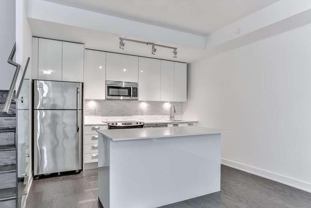 Th 103 - 1815 Yonge St, Townhouse with 2 bedrooms, 2 bathrooms and 1 parking in Toronto ON | Image 2