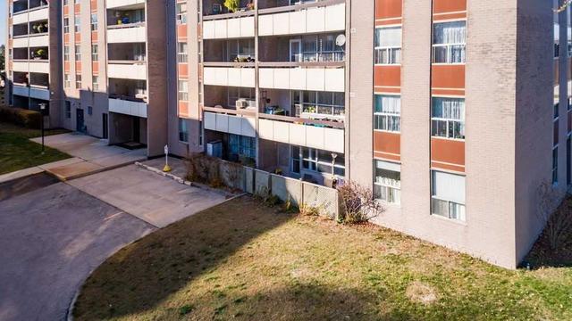109 - 3621 Lake Shore Blvd W, Condo with 3 bedrooms, 1 bathrooms and 1 parking in Toronto ON | Image 15