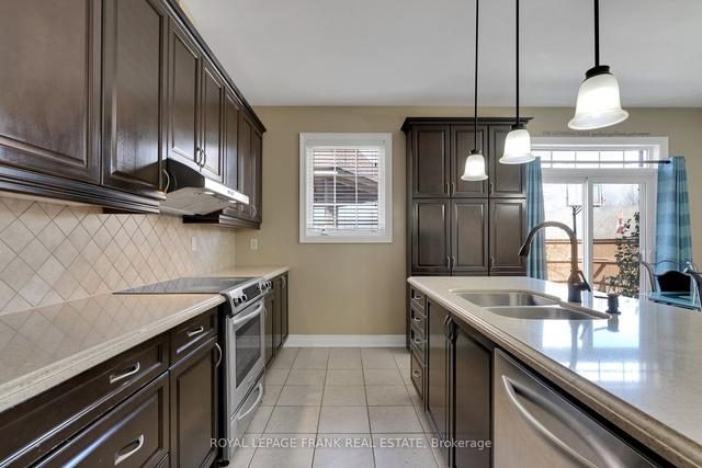 70 Albert St, House detached with 4 bedrooms, 4 bathrooms and 4 parking in Clarington ON | Image 33