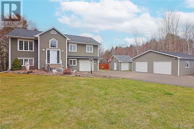 58 Rolling Hill Drive, House detached with 4 bedrooms, 2 bathrooms and null parking in Saint Marys NB | Image 2