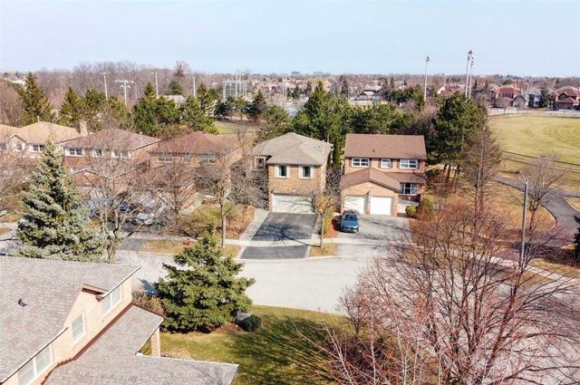 3535 Kelso Cres, House detached with 4 bedrooms, 4 bathrooms and 6 parking in Mississauga ON | Image 35