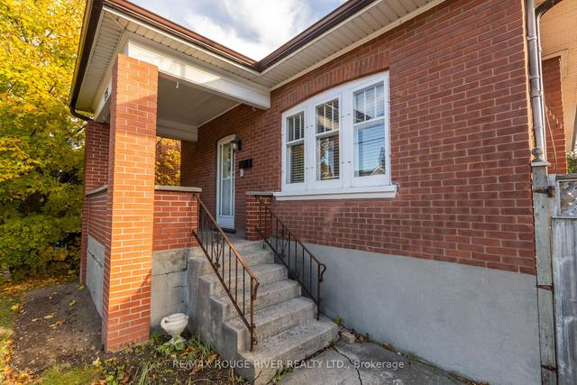 595 Sherbrooke St, House detached with 2 bedrooms, 2 bathrooms and 5 parking in Peterborough ON | Image 12