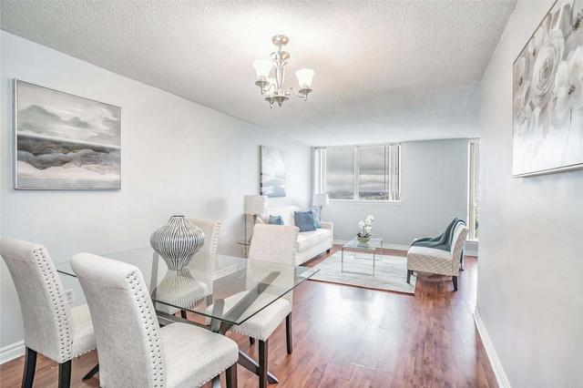 1509 - 2466 Eglinton Ave E, Condo with 2 bedrooms, 2 bathrooms and 1 parking in Toronto ON | Image 2