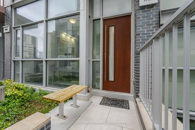 th05 - 101 Erskine Ave, Townhouse with 3 bedrooms, 4 bathrooms and 2 parking in Toronto ON | Image 12