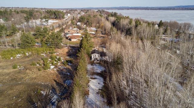 30 Old Mill Road, House detached with 3 bedrooms, 3 bathrooms and 6 parking in Laurentian Valley ON | Image 23