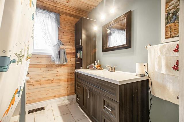 2321 B Line Road, House detached with 3 bedrooms, 2 bathrooms and 10 parking in Laurentian Valley ON | Image 17