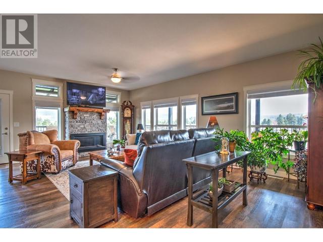 186 - 9510 97 Highway N, House other with 3 bedrooms, 2 bathrooms and 10 parking in Okanagan (Part) 1 BC | Image 31