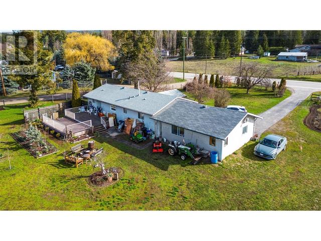 7024 Highway 97 B Highway, House detached with 3 bedrooms, 1 bathrooms and 4 parking in Columbia Shuswap D BC | Image 32