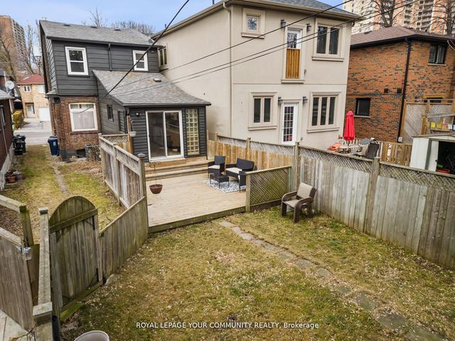 11 Denton Ave, House detached with 3 bedrooms, 2 bathrooms and 1 parking in Toronto ON | Image 10
