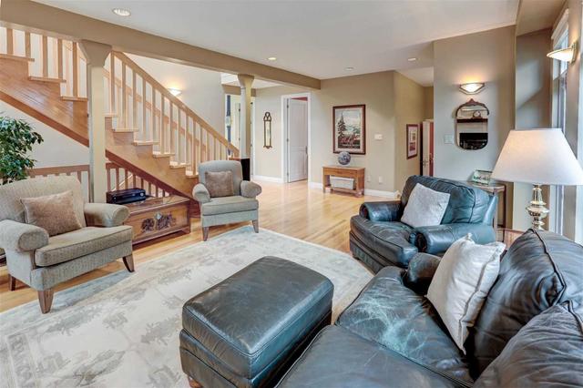 112 Rathburn Rd, House detached with 4 bedrooms, 5 bathrooms and 6 parking in Toronto ON | Image 14