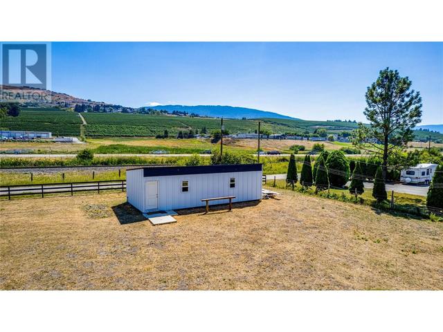 7080 Heron Road, House detached with 5 bedrooms, 2 bathrooms and 36 parking in North Okanagan B BC | Image 8