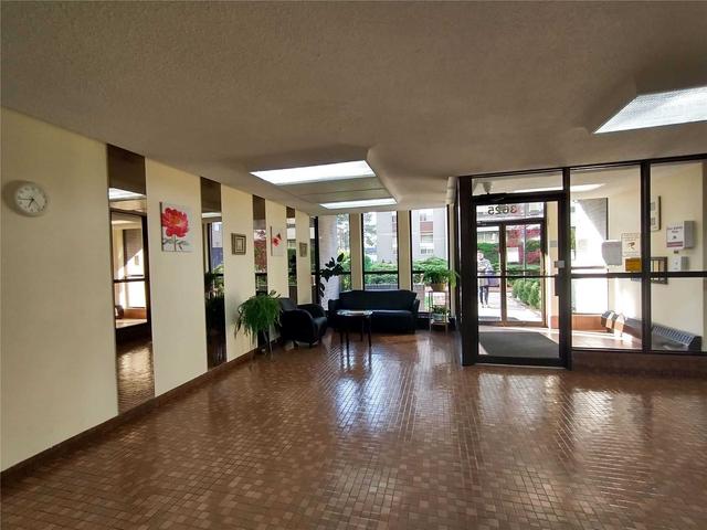 310 - 3625 Lake Shore Blvd, Condo with 2 bedrooms, 1 bathrooms and 1 parking in Toronto ON | Image 12