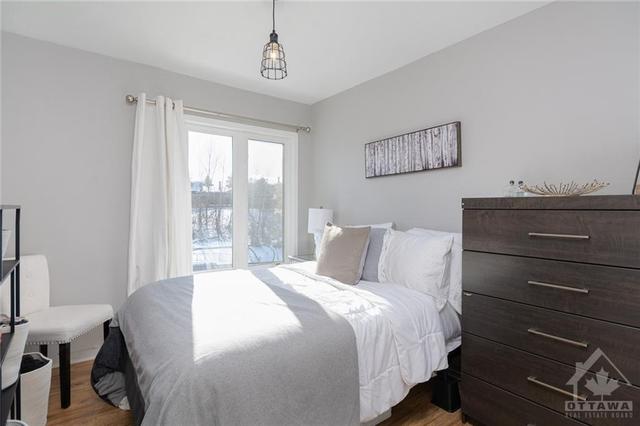 3265 St Joseph Boulevard, House attached with 3 bedrooms, 3 bathrooms and 1 parking in Ottawa ON | Image 13