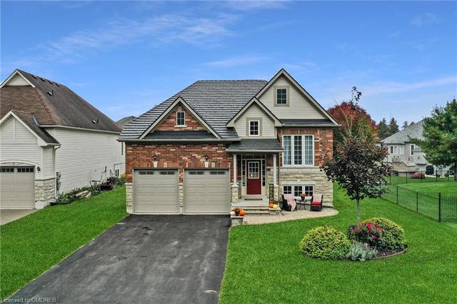 48 Oriole Crescent W, House detached with 4 bedrooms, 3 bathrooms and 6 parking in Wasaga Beach ON | Image 1