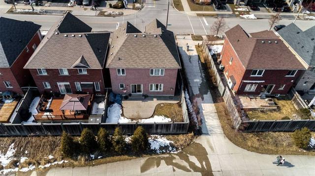 4652 Cornerstone Dr, House detached with 3 bedrooms, 4 bathrooms and 4 parking in Burlington ON | Image 22